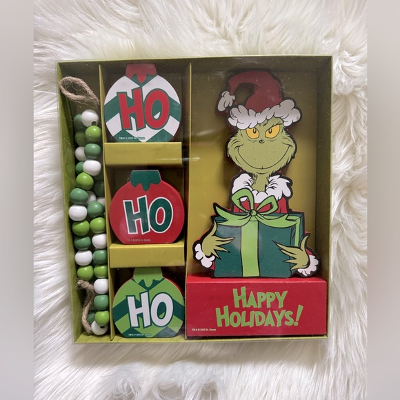 💚💚Grinch Home Decor 🎄🎄 - Picture 1 of 2